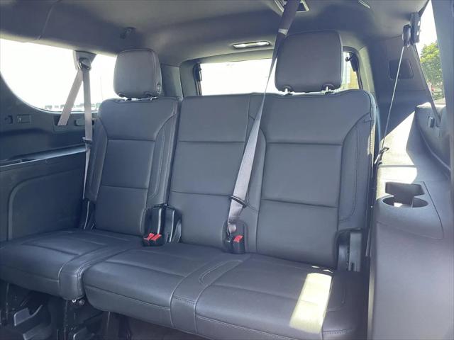2025 Chevrolet Suburban 4WD Z71