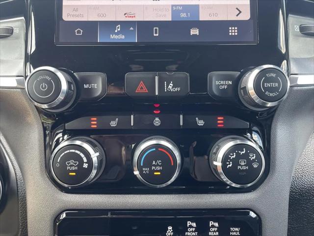 2025 Ram 1500 Big Horn Crew Cab 4x4 5'7" Box