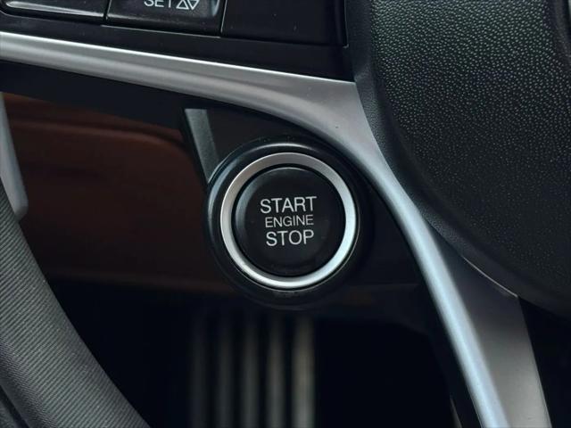 2019 Alfa Romeo Giulia Ti Sport RWD