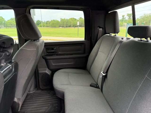 2022 Ram 2500 Tradesman Crew Cab 4x4 6'4" Box