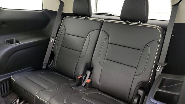 2023 GMC Acadia FWD Denali