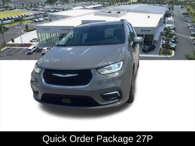 2023 Chrysler Pacifica Limited AWD