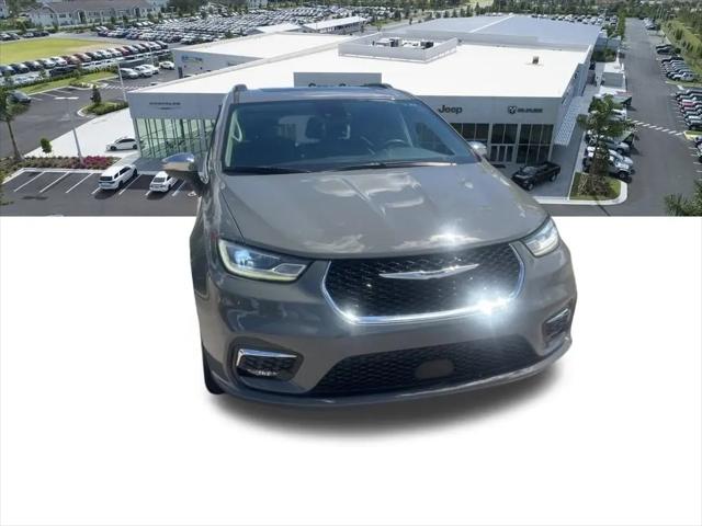 2023 Chrysler Pacifica Limited AWD