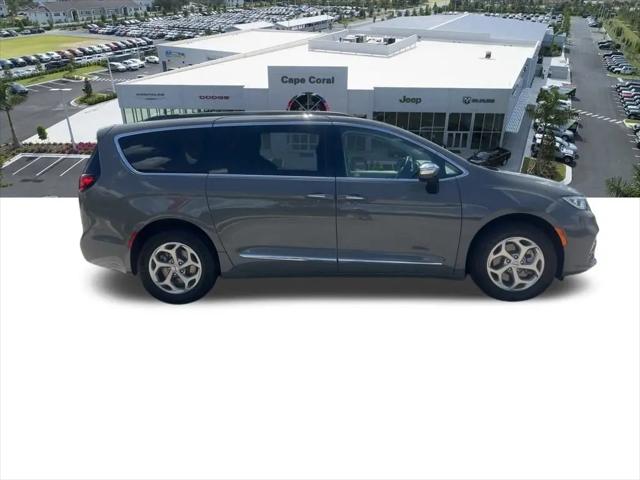 2023 Chrysler Pacifica Limited AWD