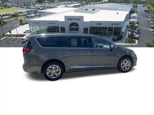2023 Chrysler Pacifica Limited AWD