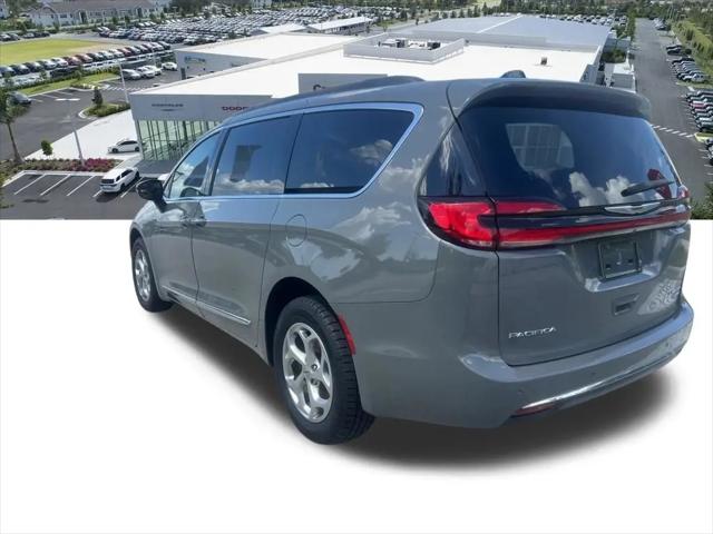 2023 Chrysler Pacifica Limited AWD