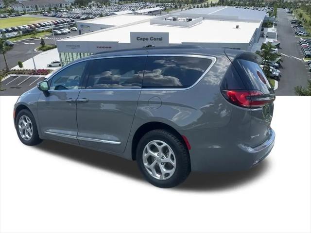 2023 Chrysler Pacifica Limited AWD