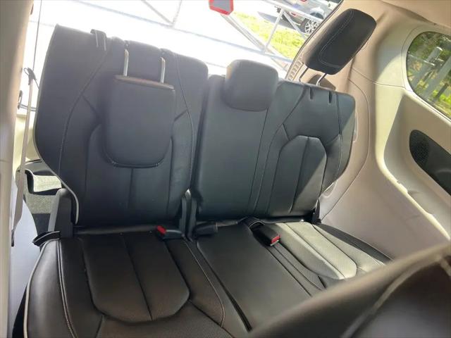 2023 Chrysler Pacifica Limited AWD