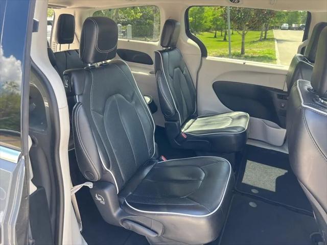 2023 Chrysler Pacifica Limited AWD