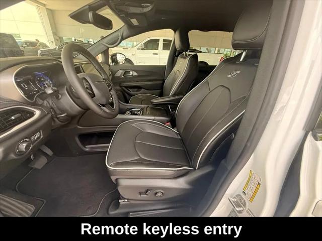 2027 Chrysler Pacifica Limited