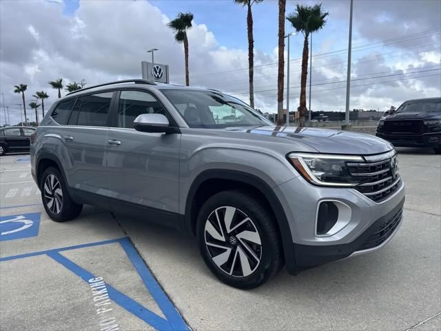 2025 Volkswagen Atlas 2.0T SE w/Technology