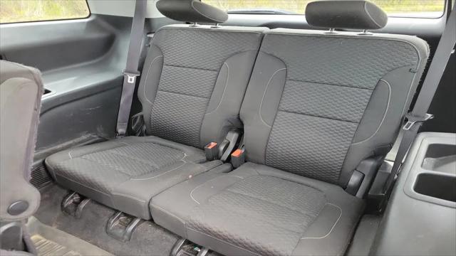 2017 GMC Acadia SLE-2
