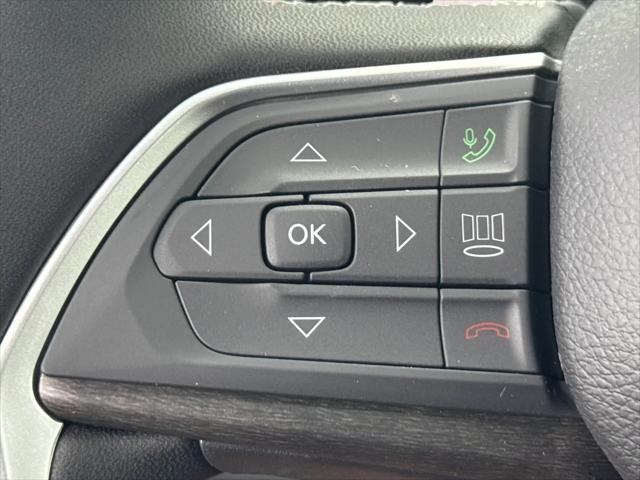 2026 Jeep Grand Cherokee Altitude 4x2