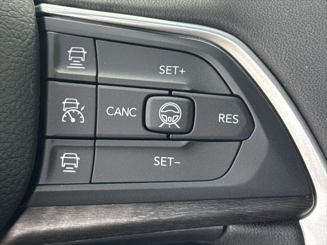 2026 Jeep Grand Cherokee Altitude 4x2