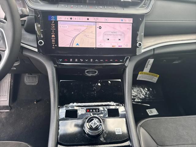 2026 Jeep Grand Cherokee Altitude 4x2