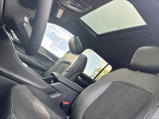 2026 Jeep Grand Cherokee Altitude 4x2