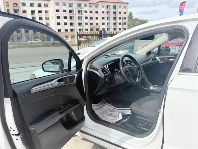 2019 Ford Fusion Hybrid SE