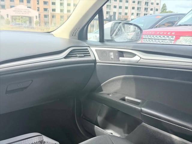2019 Ford Fusion Hybrid SE