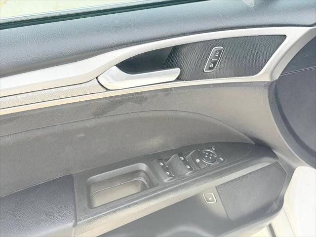 2019 Ford Fusion Hybrid SE