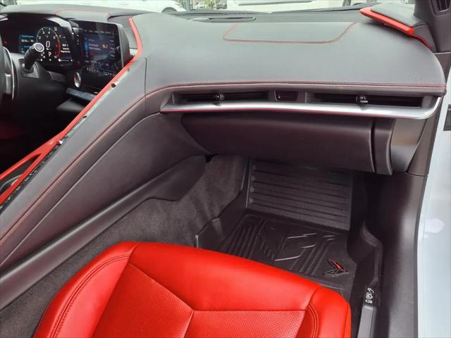 2023 Chevrolet Corvette Stingray RWD Convertible 2LT