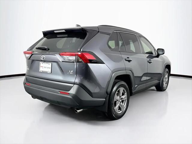 2025 Toyota RAV4 Hybrid LE