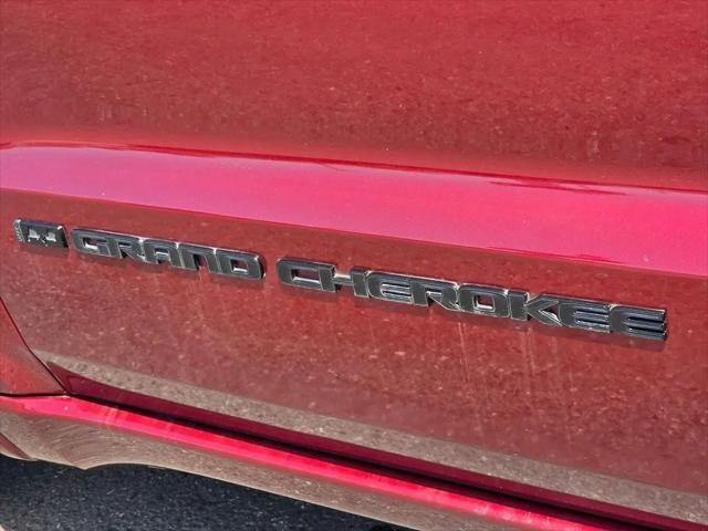 2022 Jeep Grand Cherokee Laredo X 4x4