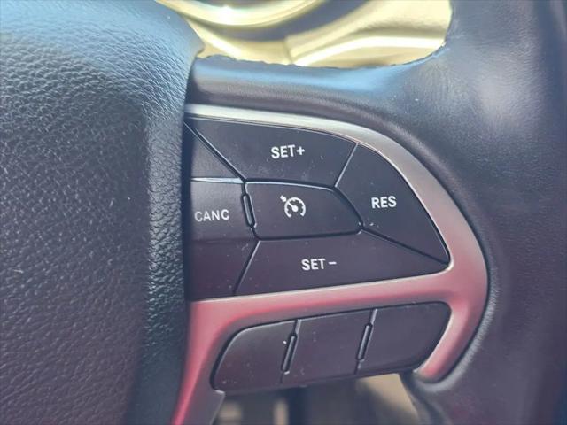 2022 Jeep Grand Cherokee Laredo X 4x4