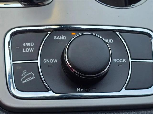 2022 Jeep Grand Cherokee Laredo X 4x4