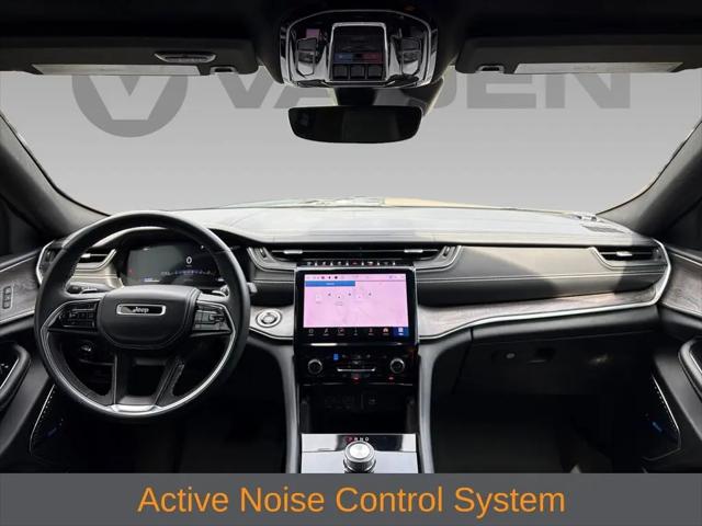 2022 Jeep Grand Cherokee L Overland 4x2