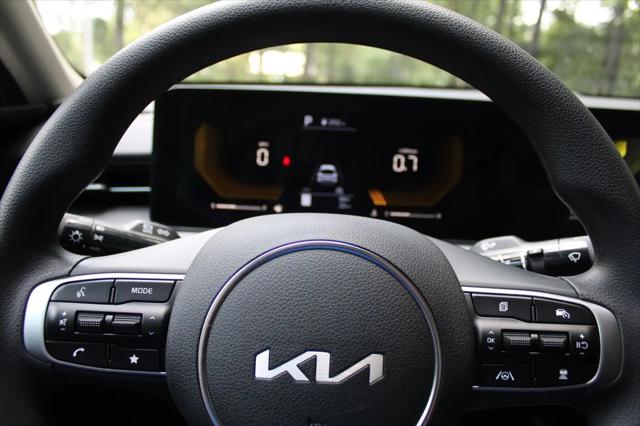 2026 Kia K5 LXS FWD