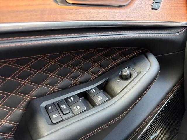 2026 Jeep Grand Cherokee L Summit 4x4