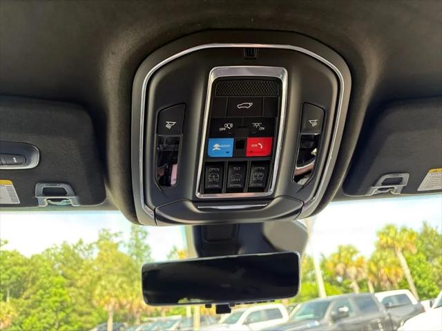 2026 Jeep Grand Cherokee L Summit 4x4