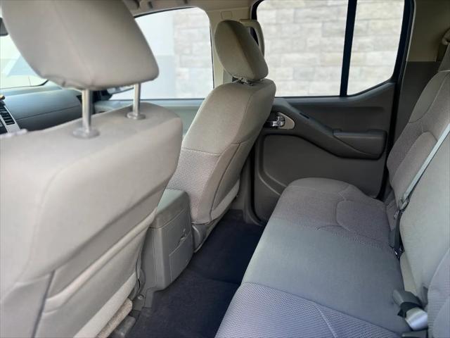 2020 Nissan Frontier Crew Cab SV 4x2