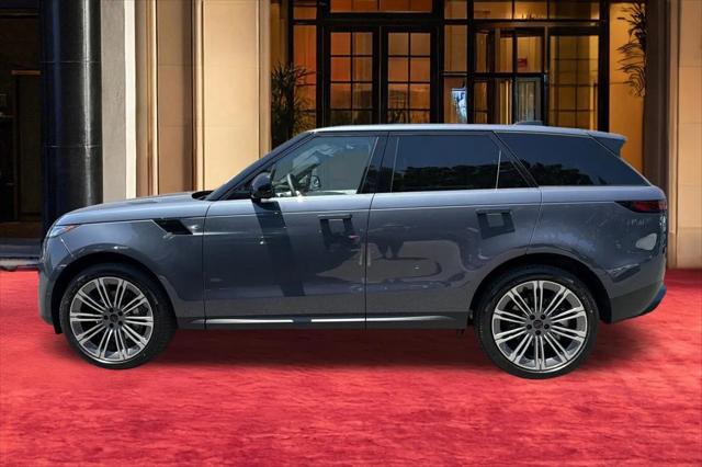 2026 Land Rover Range Rover Sport P360 SE