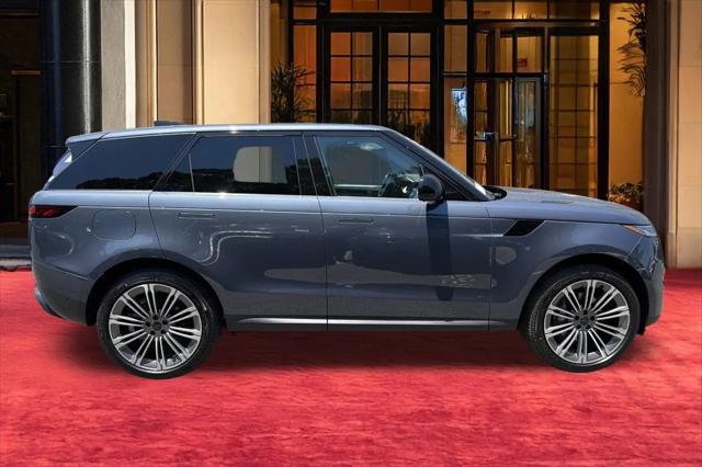 2026 Land Rover Range Rover Sport P360 SE