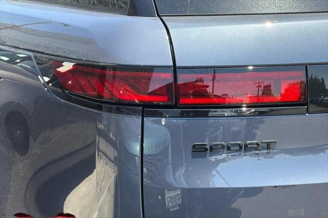 2026 Land Rover Range Rover Sport P360 SE