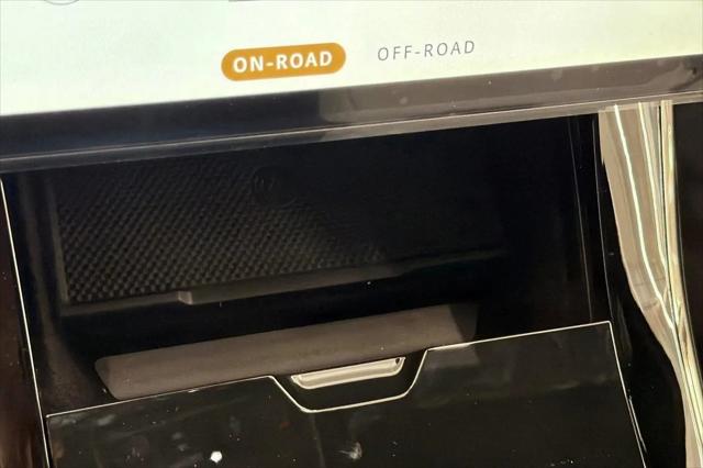 2026 Land Rover Range Rover Sport P360 SE