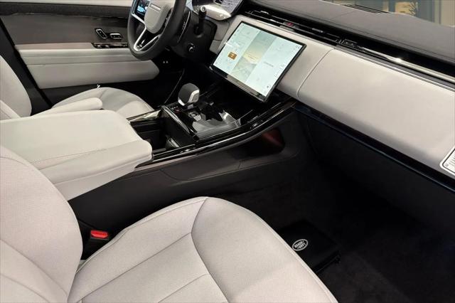 2026 Land Rover Range Rover Sport P360 SE
