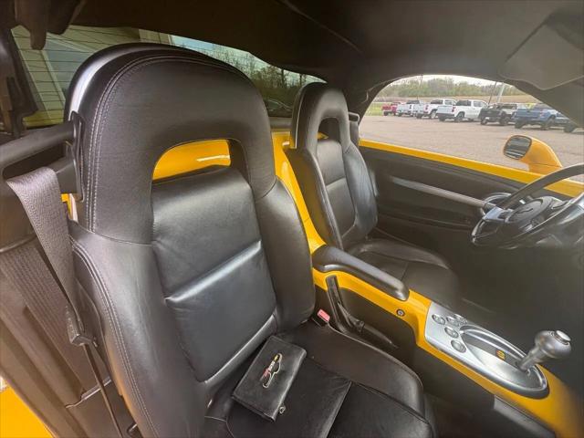 2004 Chevrolet SSR LS