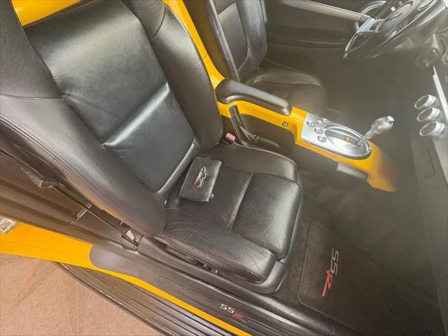 2004 Chevrolet SSR LS