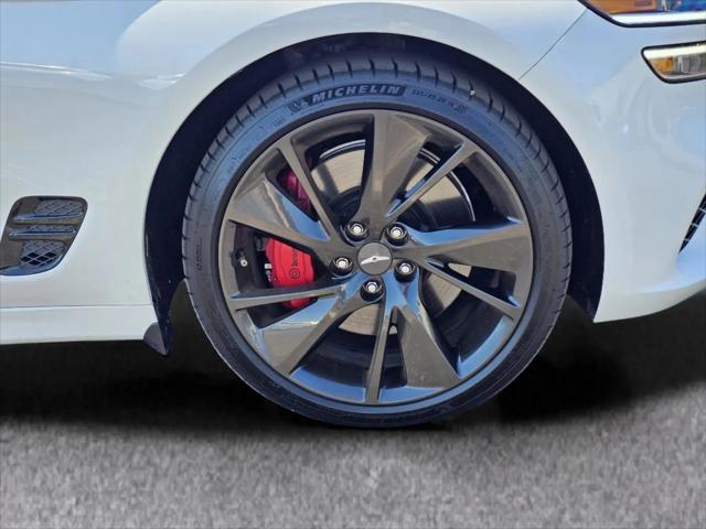 2023 Genesis G70 3.3T RWD