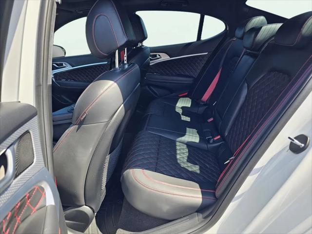 2023 Genesis G70 3.3T RWD