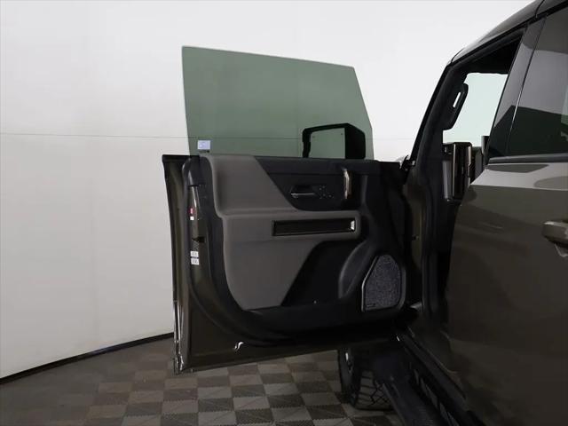 2025 GMC HUMMER EV e4WD 2X