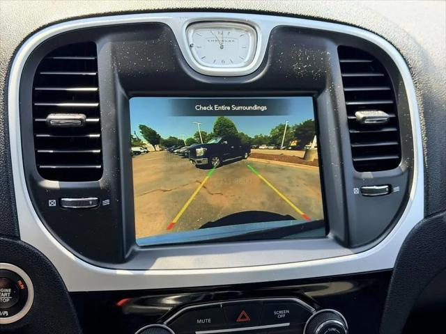 2023 Chrysler 300 Touring