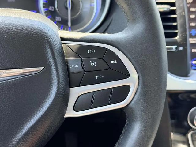 2023 Chrysler 300 Touring