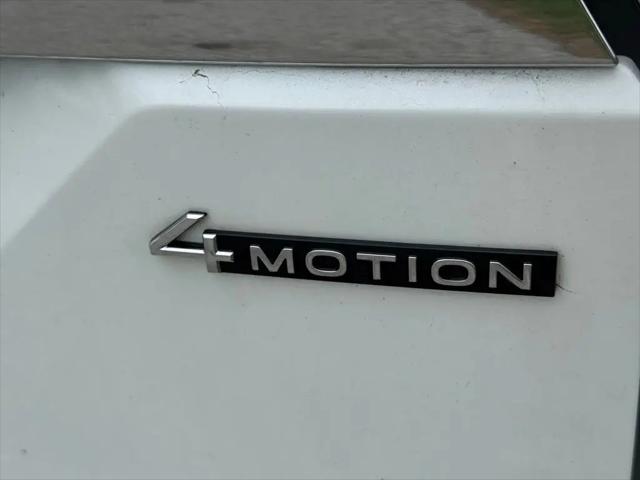 2024 Volkswagen Atlas 2.0T SEL Premium R-Line