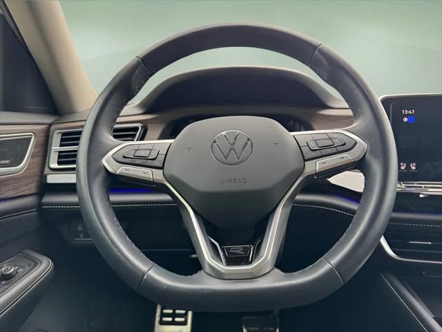 2024 Volkswagen Atlas 2.0T SEL Premium R-Line