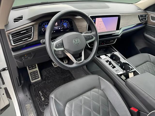 2024 Volkswagen Atlas 2.0T SEL Premium R-Line