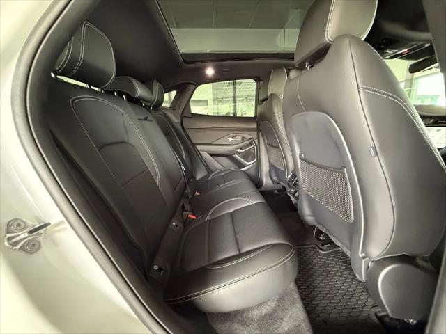 2024 Jaguar E-PACE R-Dynamic SE P250 AWD Automatic