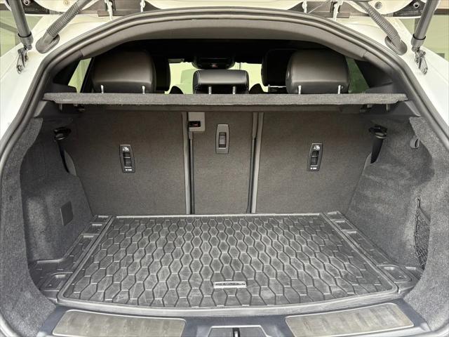 2024 Jaguar E-PACE R-Dynamic SE P250 AWD Automatic